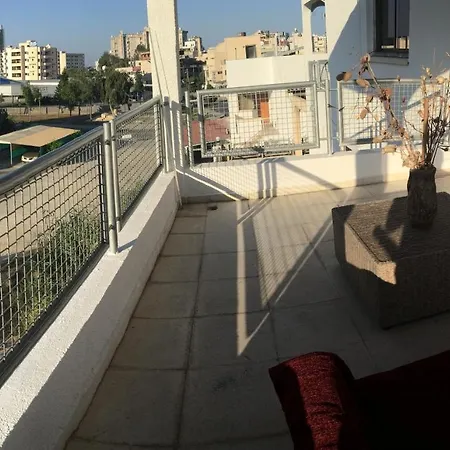 شقة Kostas Two Bedroom Penthouse لارنكا