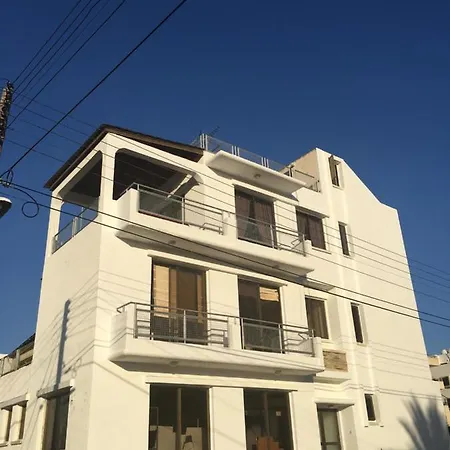 Appartement Kostas Two Bedroom Penthouse Larnaca